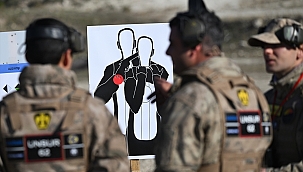 İzmir'de jandarma keskin nişancıları yarıştı