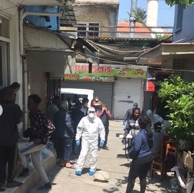 Oteller sokağında koronavirüs testi
