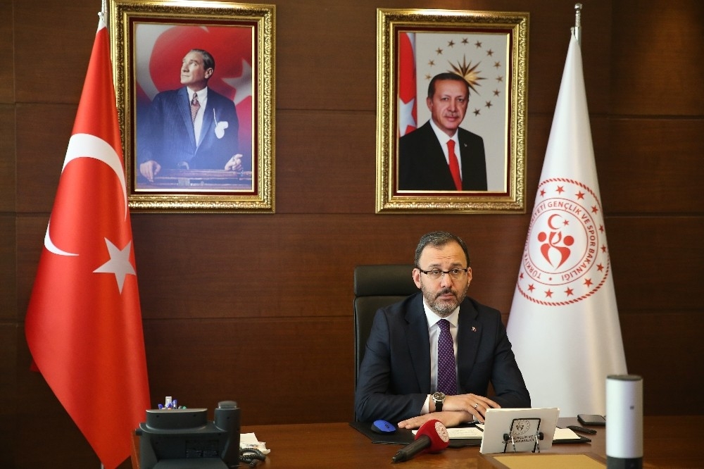 Bakan Kasapoğlu: "Asıl olan liglerin tamamlanmasıdır''