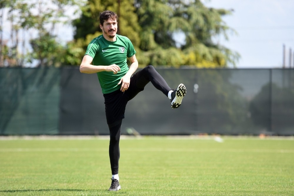 Denizlispor oyuncuları Covid-19 testine tabi tutuldu