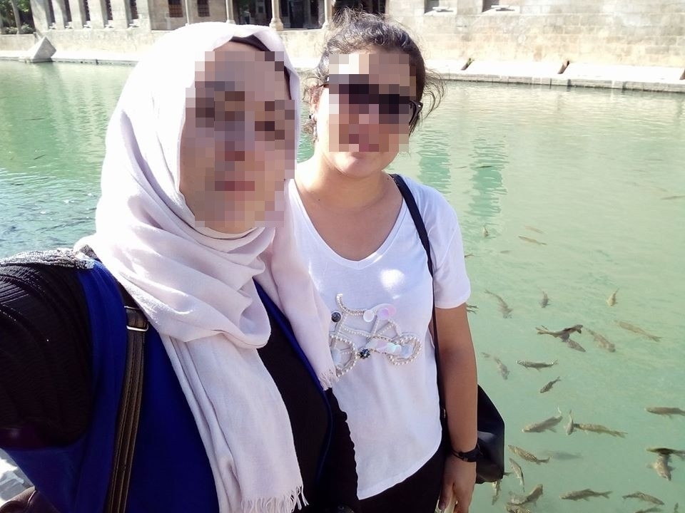 Karısı ve baldızını bıçakladı