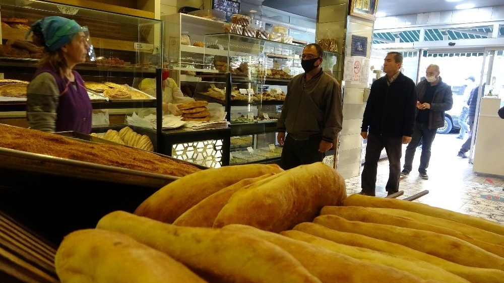 Pide kuyruğu, bu defa sosyal mesafeli