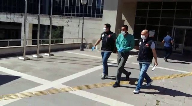 Seyahat izin belgeli TIR'dan uyuşturucu çıktı