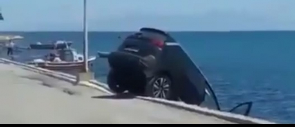 Bunu neden yaptı, kimse bilmiyor! 