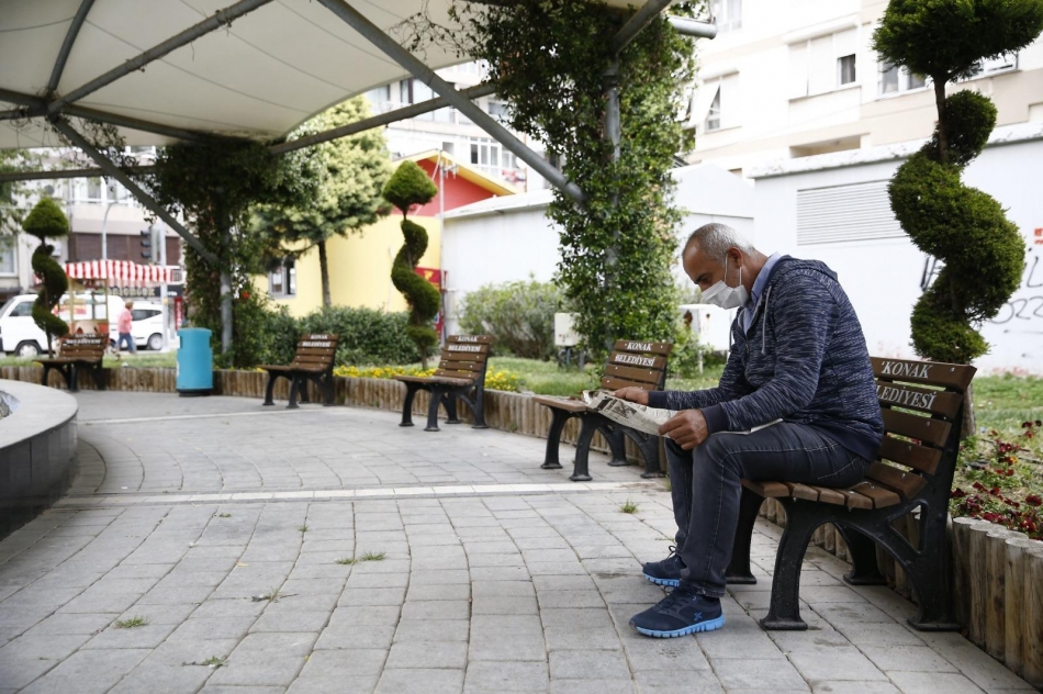Konak'ta 'bank'sal mesafe