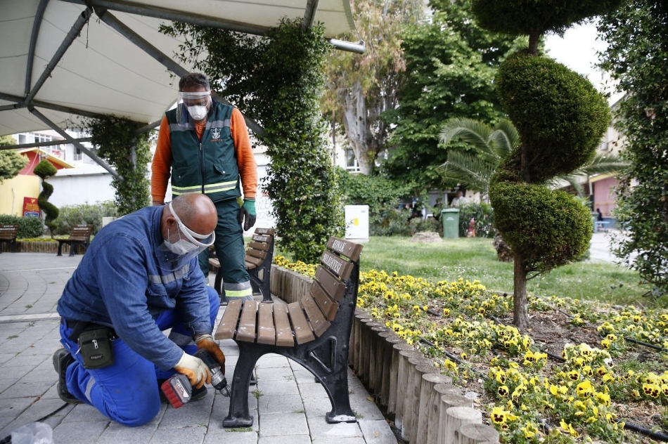 Konak'ta 'bank'sal mesafe