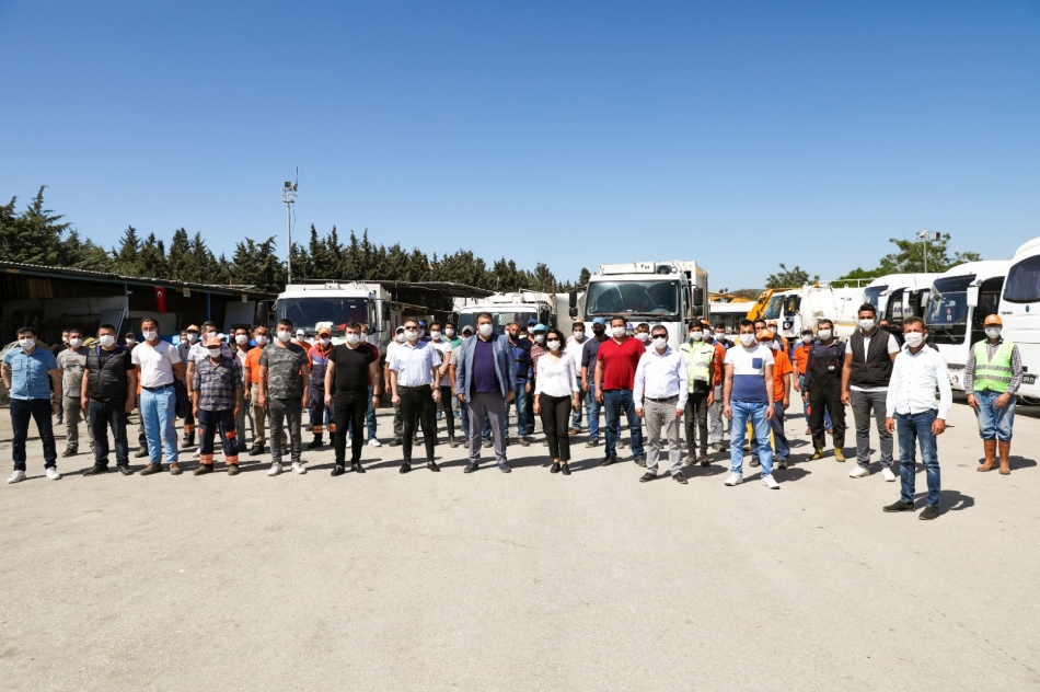 Temizlik işleri ekibine ödül