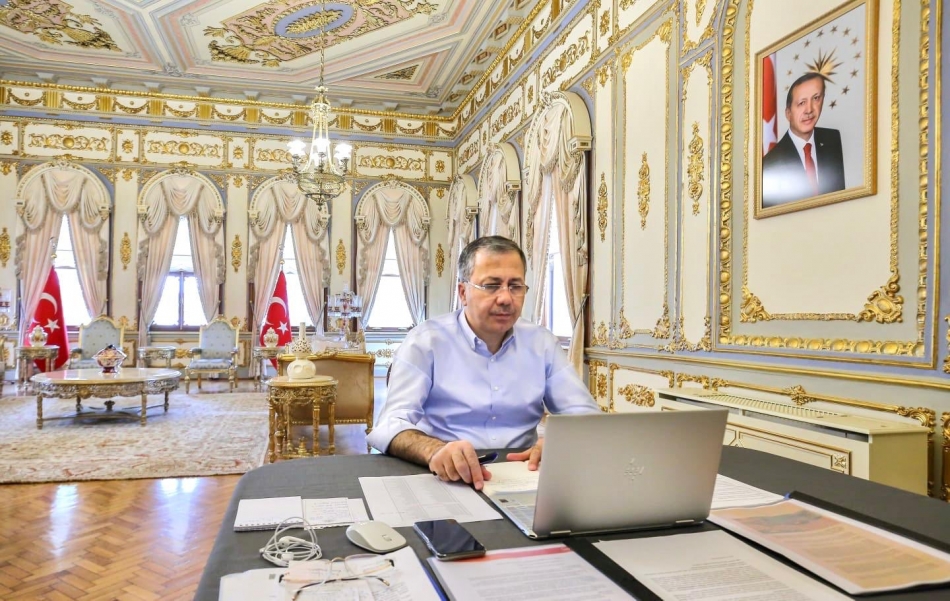 Valinin sosyal medya paylaşımı olay oldu!
