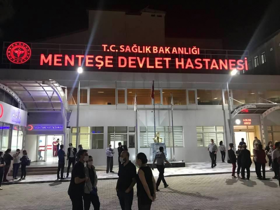 Sayın vekiller, sayın vali! Siz bari yapmayın