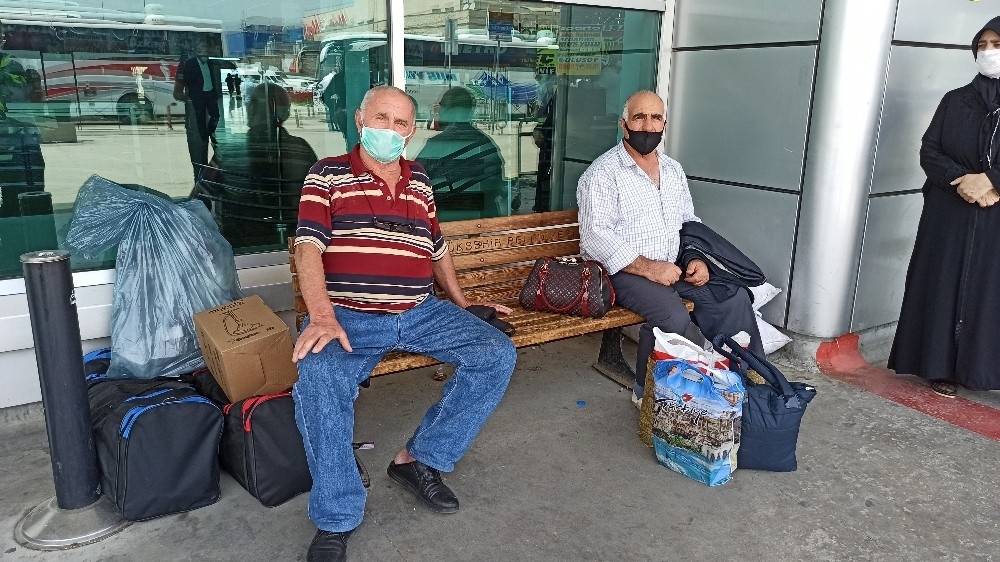 65 yaş üstü terminale akın etti