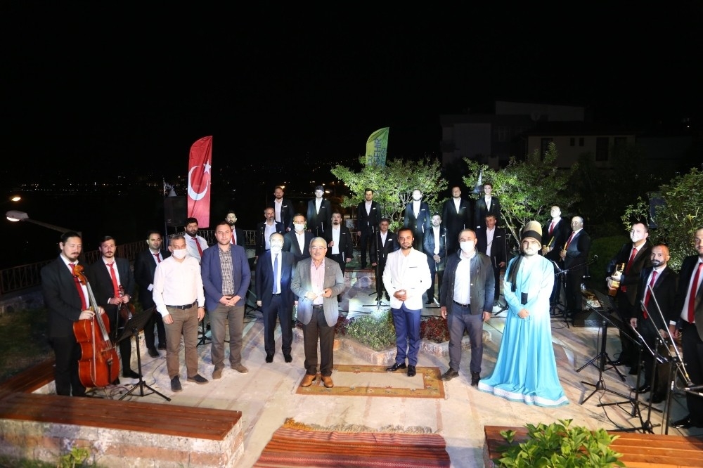 Asırlık konser