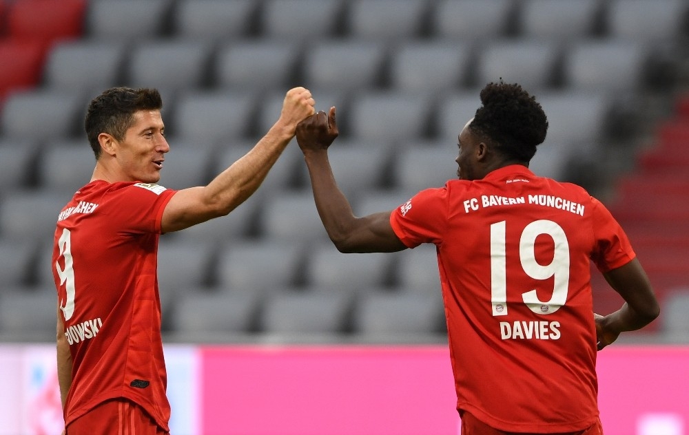 Bayern Münih doludizgin!