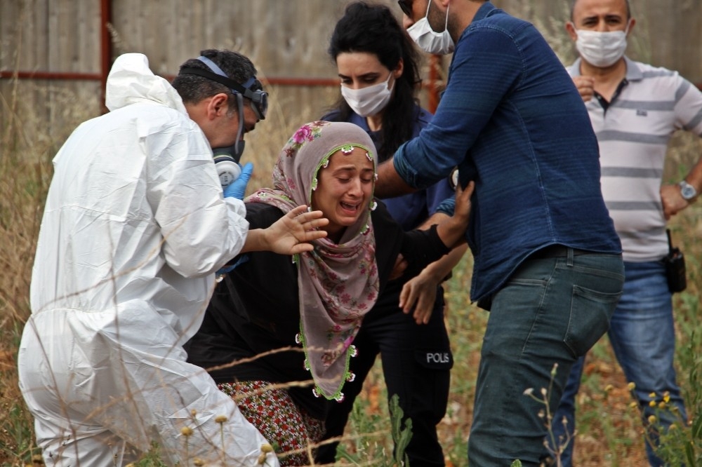Cesedini elbisesinden teşhis etti, feryatları yürekleri yaktı