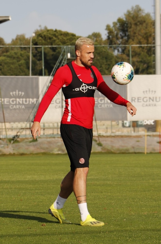 FTA Antalyaspor sahaya indi