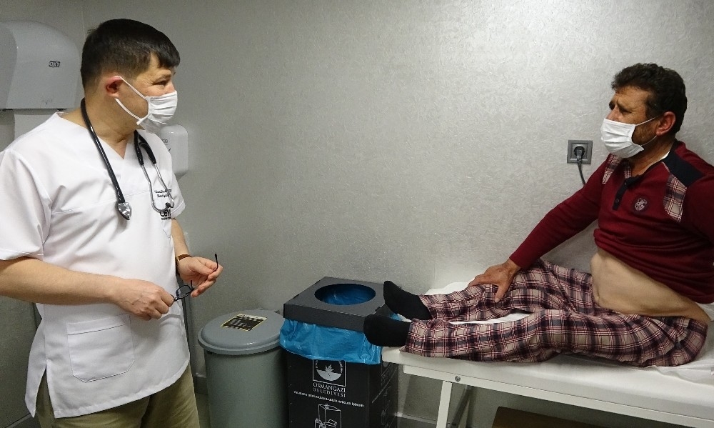 Hem doktor hem çiçekçi