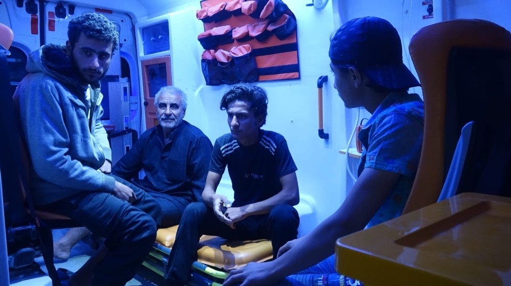 İdlib'deki göçmen kampında 50 Suriyeli gıdadan zehirlendi