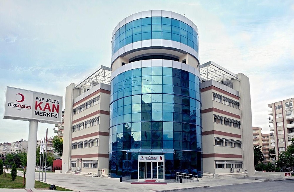 İzmir'de kan stokları kritik seviyenin altına düştü