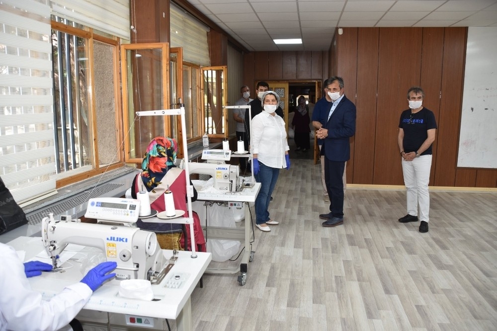 Seri üretim başladı: Aylık 45 milyon maske
