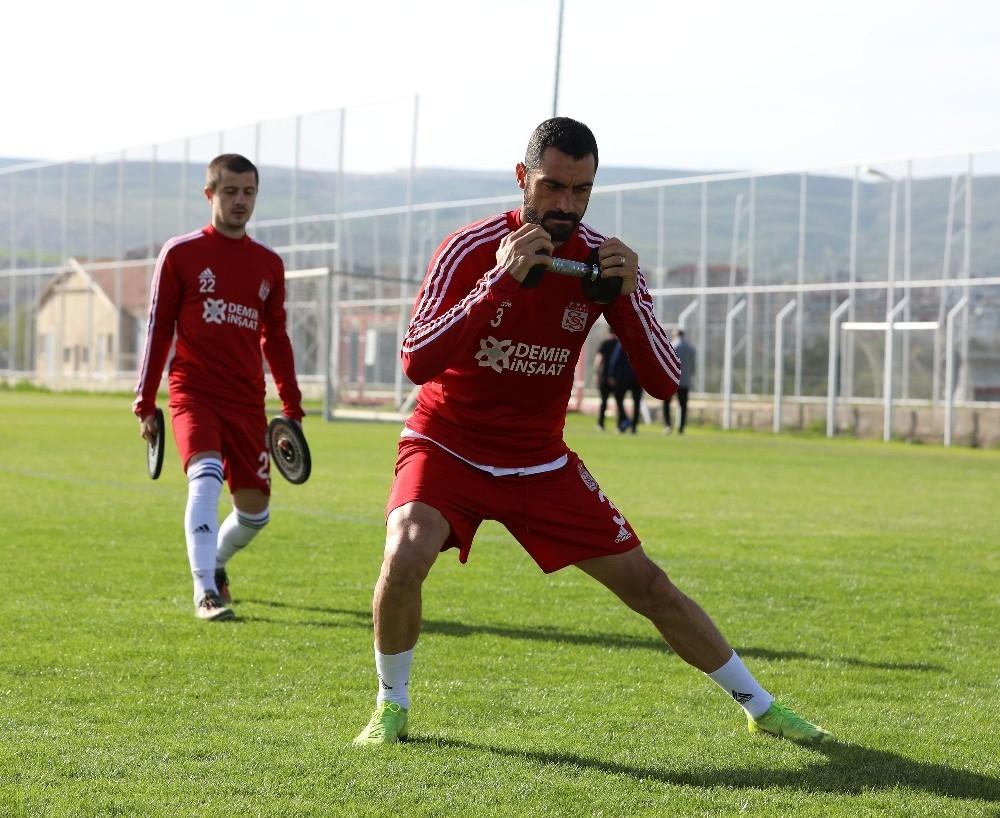 Sivasspor güç depoluyor