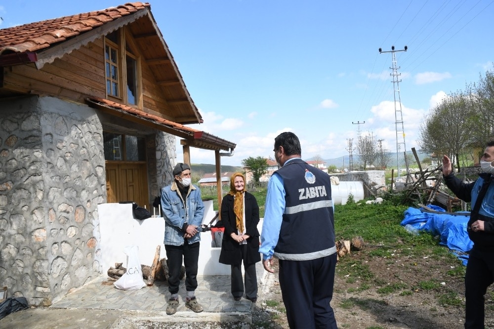 Virüsün ayırdığı çifti zabıta kavuşturdu