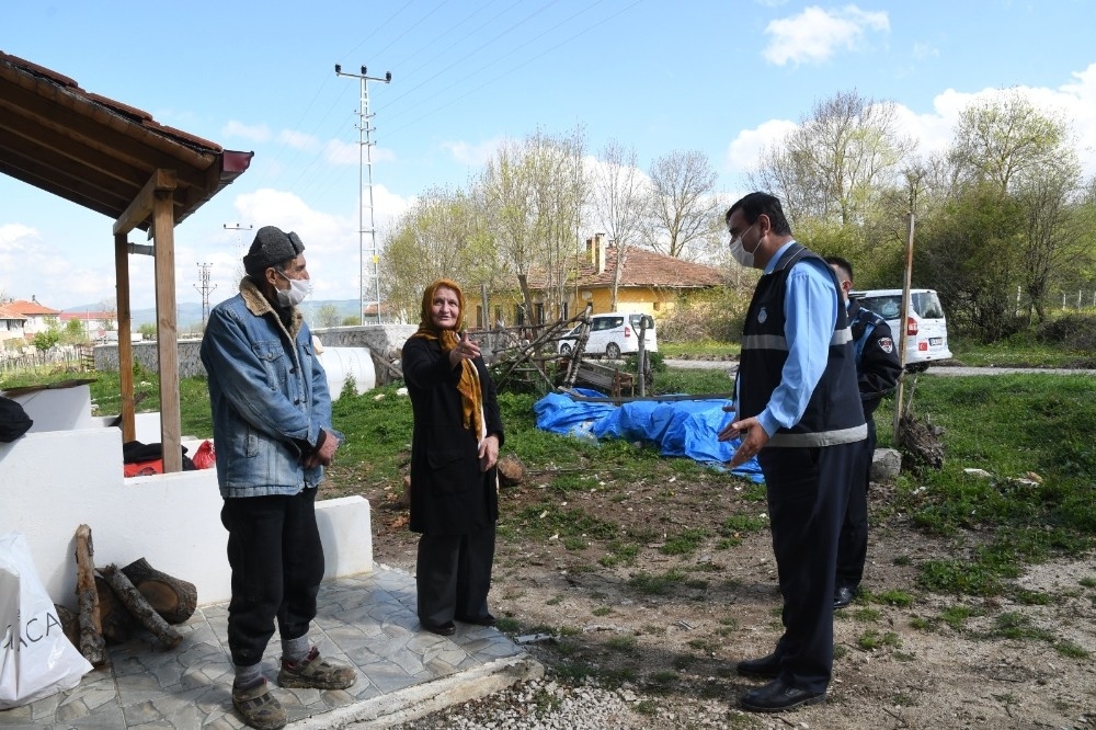 Virüsün ayırdığı çifti zabıta kavuşturdu