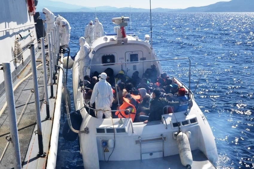 Yunanlılar yine ölüme terk etti