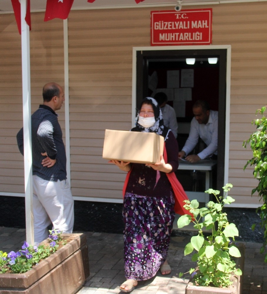 Zenginden alıp fakire dağıttı