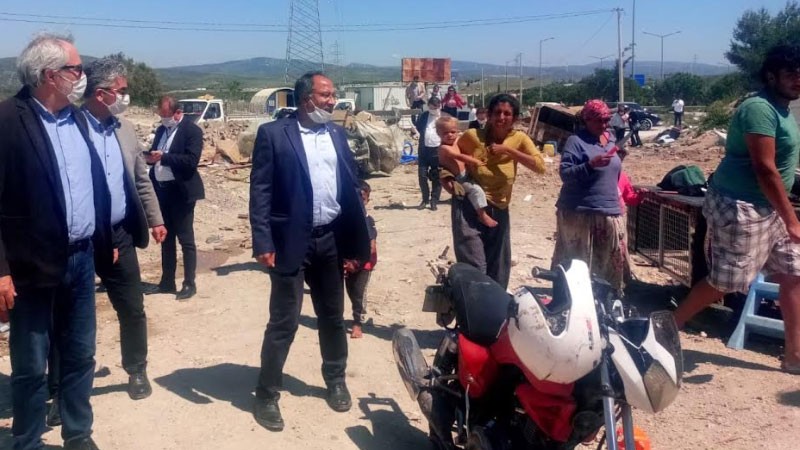 Romanlara dans mı lazım, ev mi?