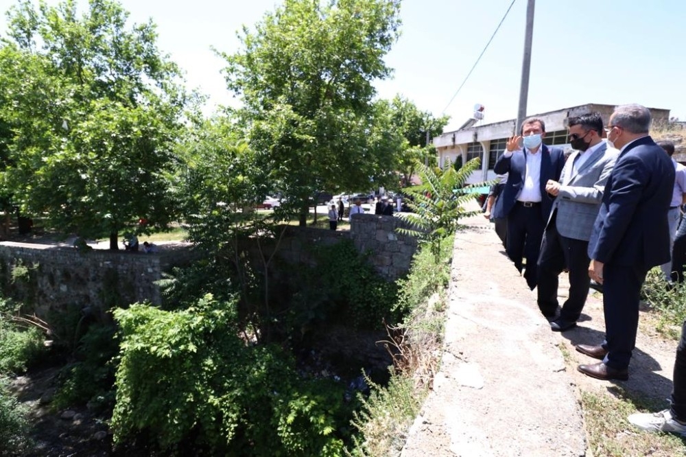 Bakan Pakdemirli, Bergama için ihale tarihini verdi