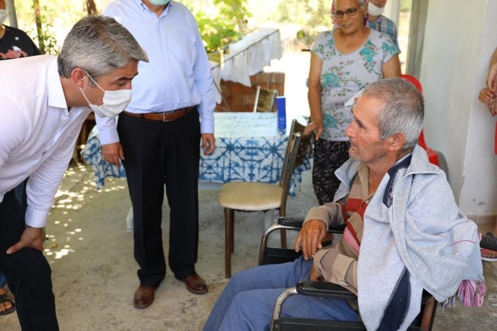 Başkan Oktay, Osmaniye Mahallesi'ni ziyaret etti