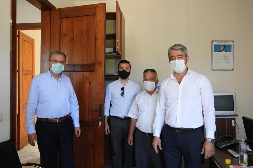Başkan Oktay, Osmaniye Mahallesi'ni ziyaret etti