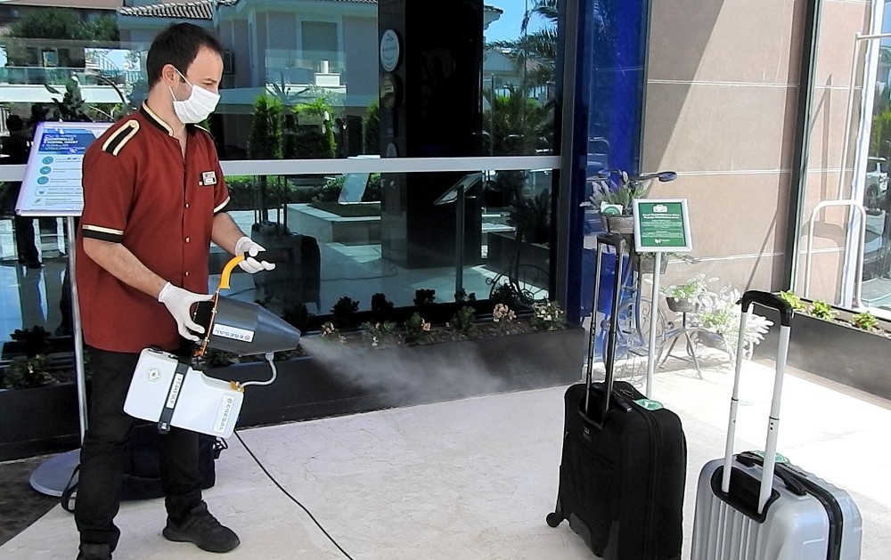 Çeşme'nin ilk "Güvenli Turizm Sertifikası"