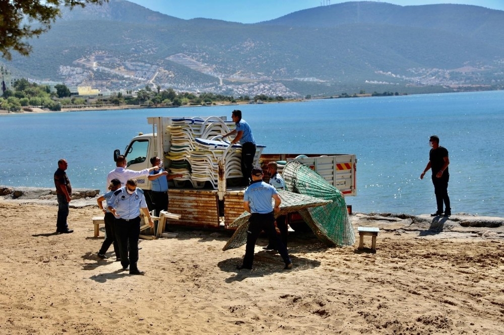 Didim'de kaçak yapılar yıkıldı