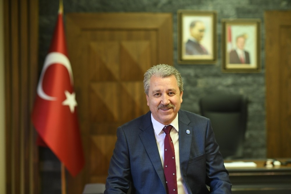 Ege, 6 alanda ilk 5 üniversite arasında yer aldı