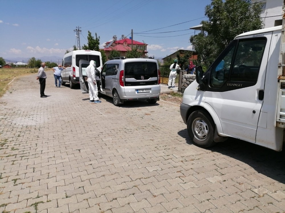 Görevden alınan başkan korona oldu