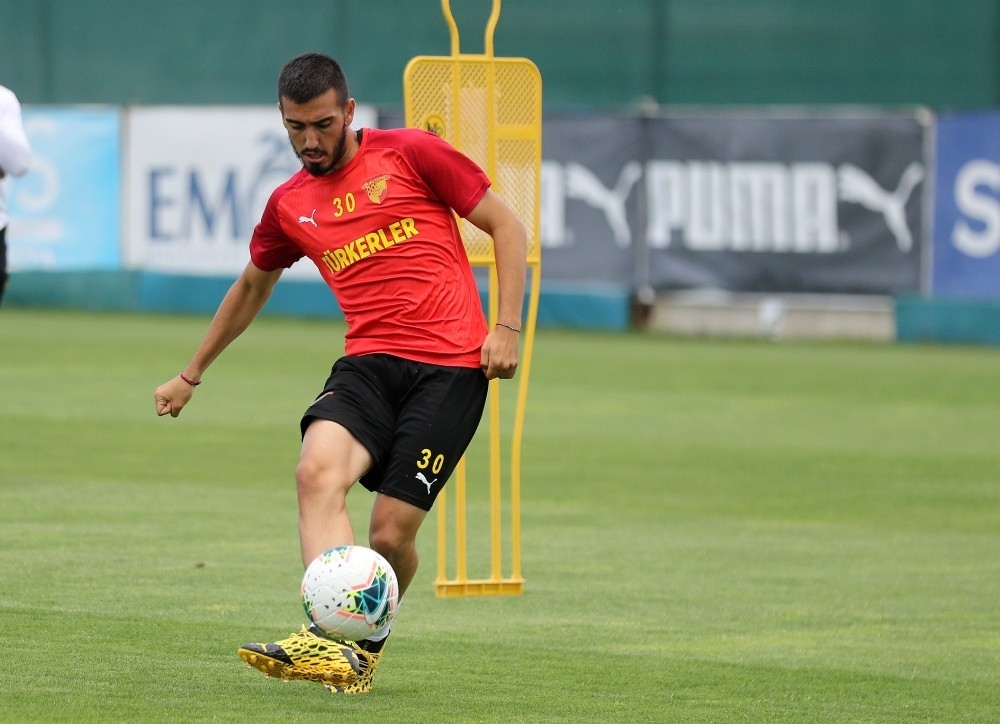 Göztepe, Fenerbahçe maçı hazırlıklarına başladı