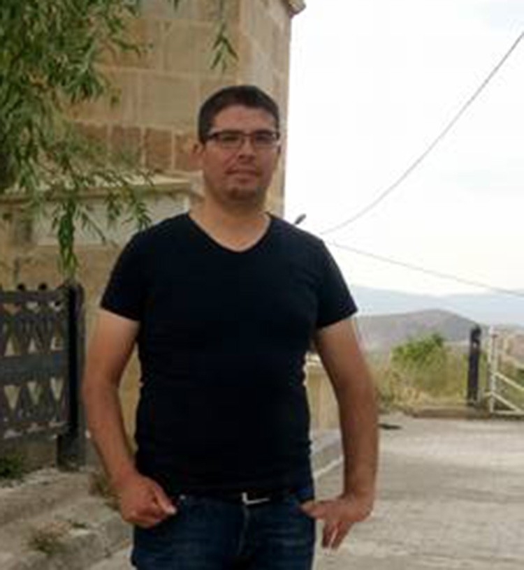 Kazada hayatını kaybeden iki kardeş yan yana defnedildi