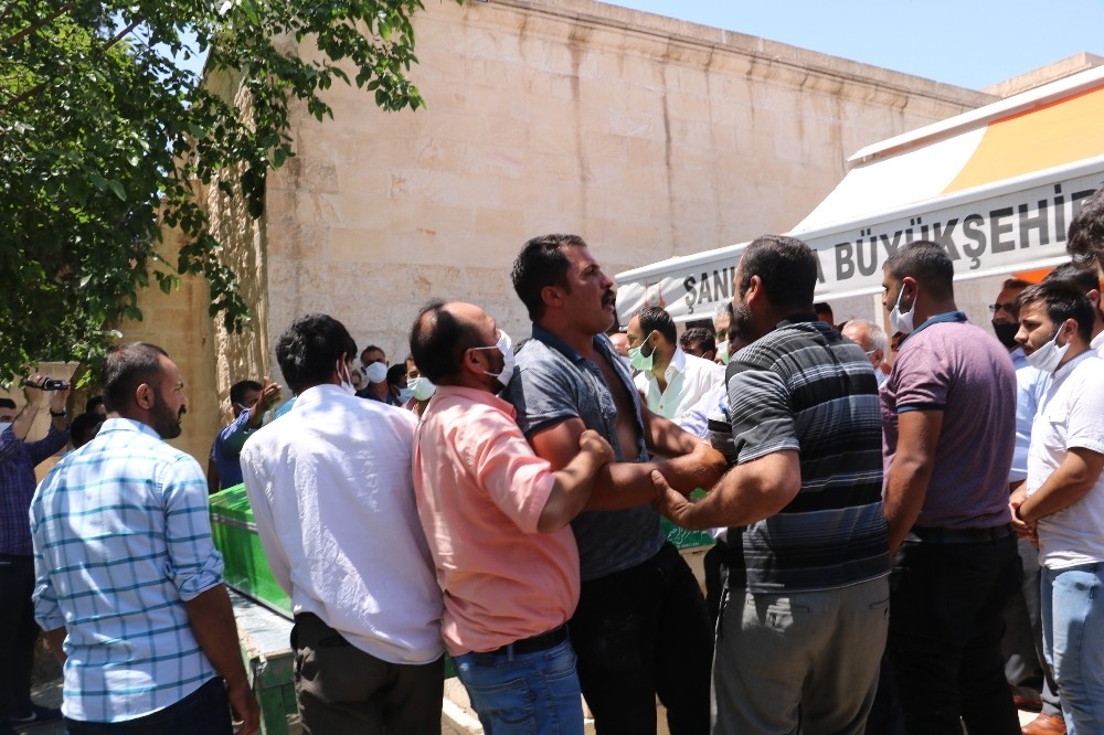Kızılırmak'ta boğulan 3 çocuğun cenazeleri Şanlıurfa'da defnedildi