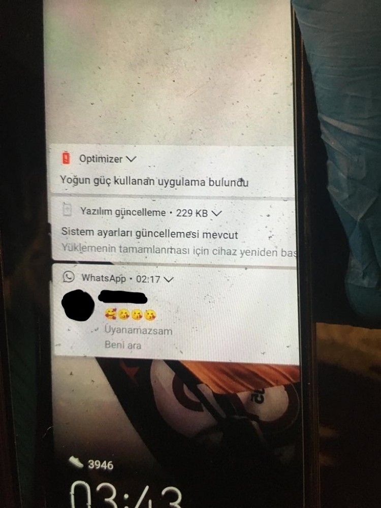 Mevsimlik işçilerin konakladığı alana otomobil daldı: 2 ölü