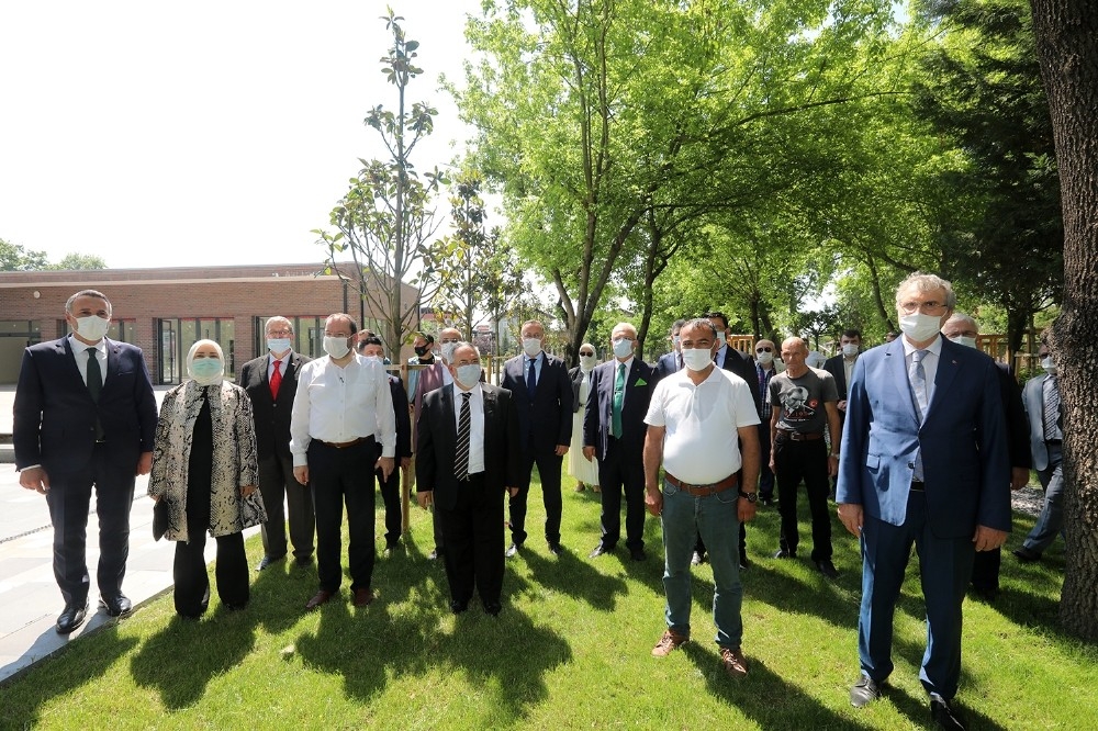 Millet Bahçesi törenle açıldı