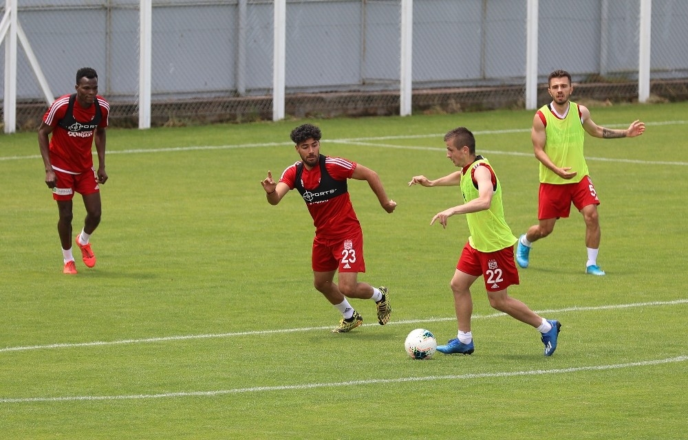 Sivasspor, Denizlispor hazırlıklarını sürdürüyor