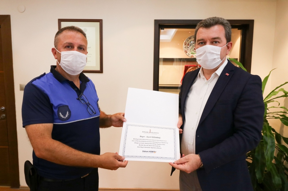 Başkan Koştu’dan dedektif gibi çalışan zabıtaya ödül