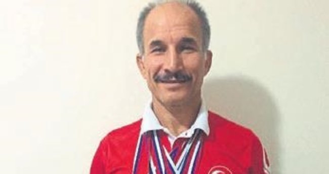 Genel sekretere rekor dayanmıyor!