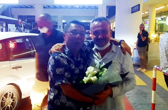Çeşme Müdürü, Afganistan'dan döndü