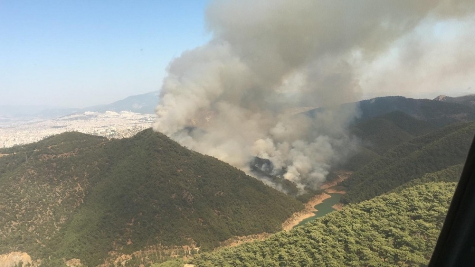 İzmir Teleferiği yakınında yangın