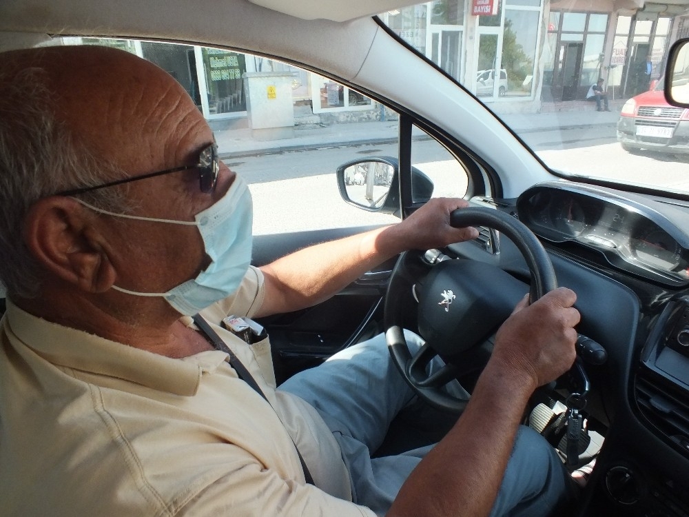 55 yıldır trafikte hiç kaza yapmadı