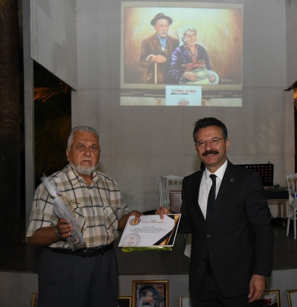 Aydın'da yaşlı çınarlar ödüllendirildi