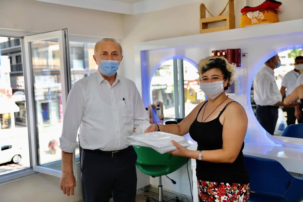 Başkan Atabay'dan esnafa destek