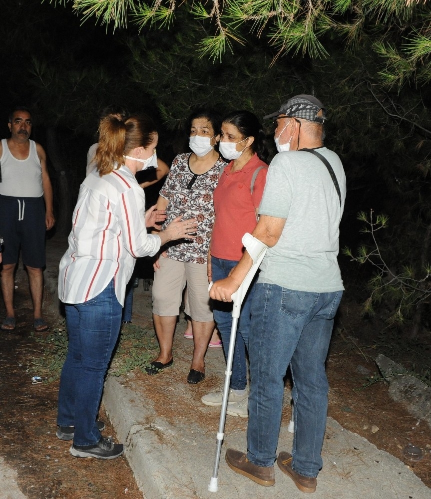 Başkan Çalkaya, yangın alanına gitti