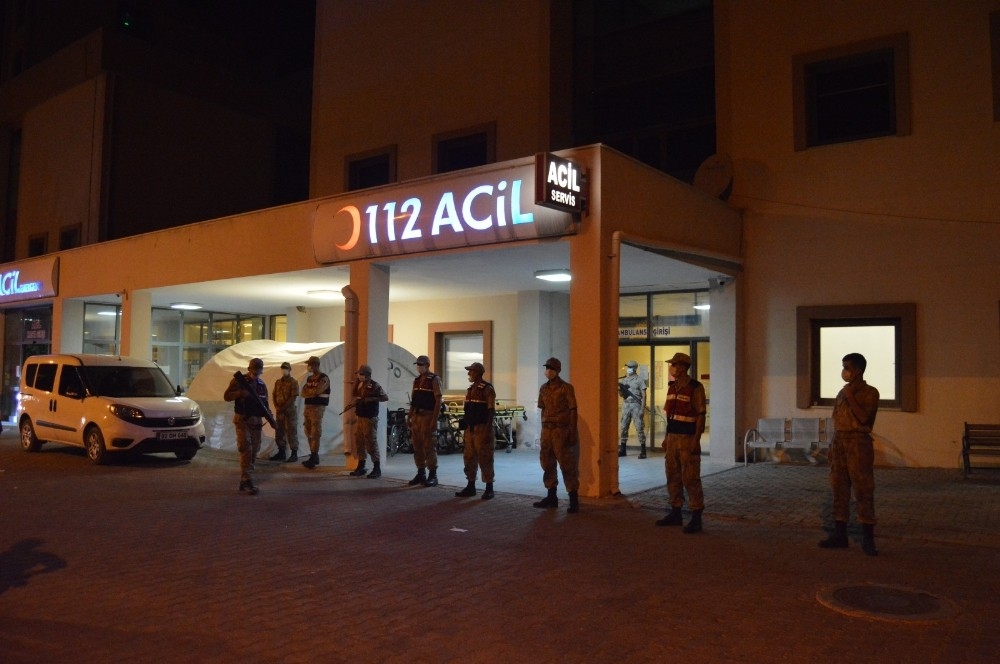 Bayram günü silah ve bıçaklı kavga: 1 ölü, 3 yaralı